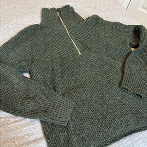 Old Navy Green Zip Up Sweater